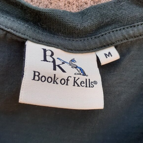 Irish T-Shirt Book of Kells Green V Neck M St Patrick's Day Pub Piped Sleeve - Picture 4 of 6